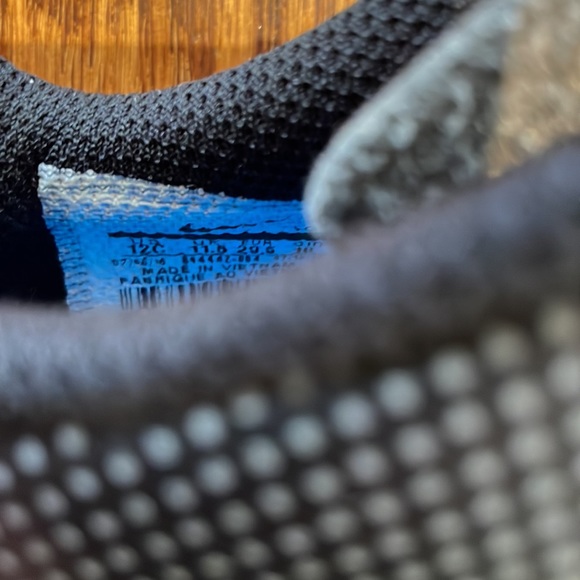 Nike Soccer or Baseball Cleats - barely worn! - Picture 4 of 4